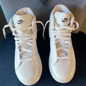 Men's Court Royale 2 High Top Sneaker